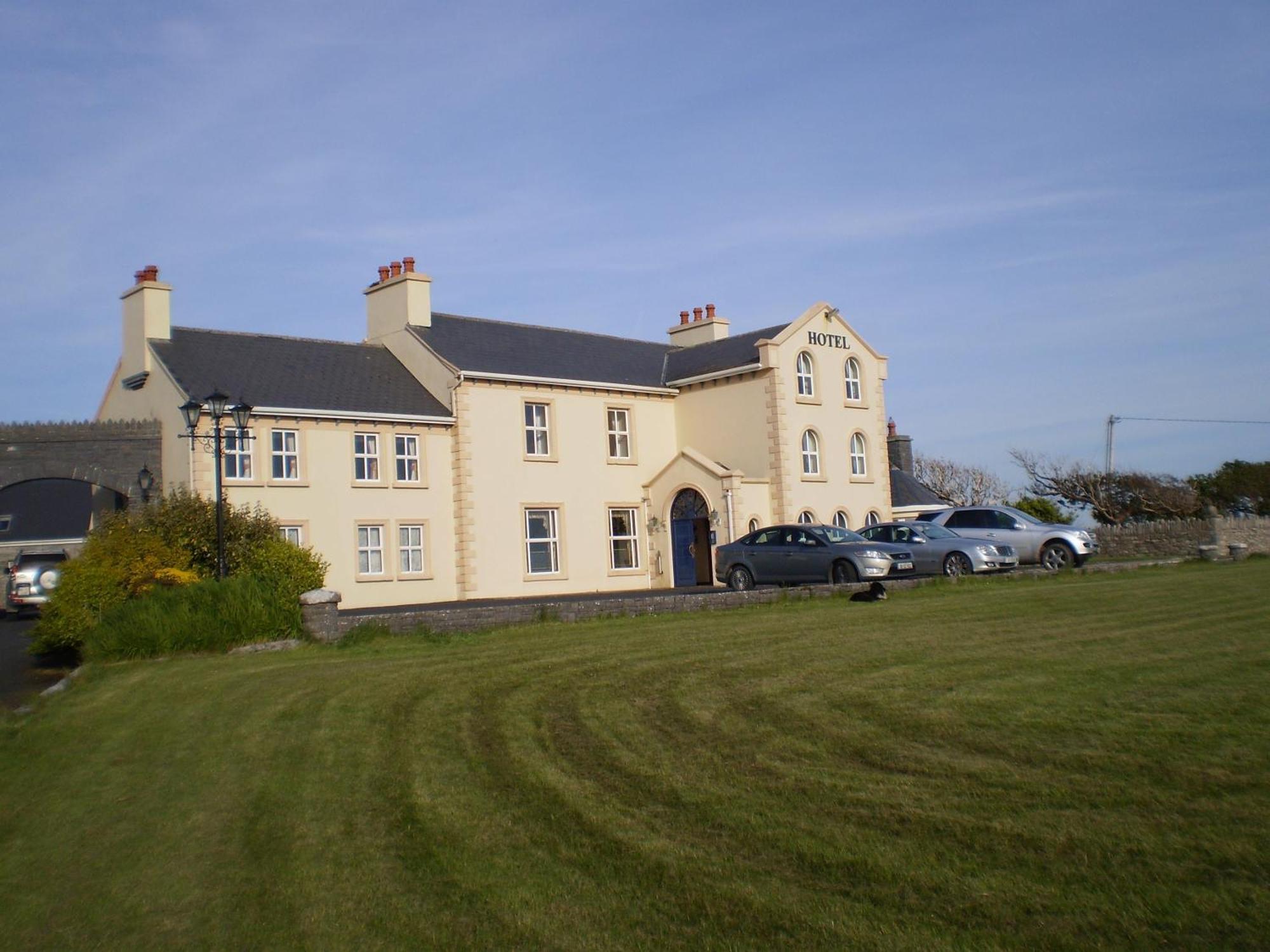 Aran View Country House And Lodge ドゥーリン エクステリア 写真